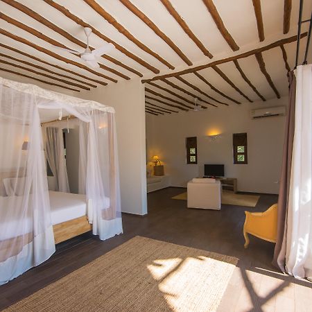 Konokono Beach Resort And Isaraya Luxury Overwater Villas Michamvi Kae Exterior photo